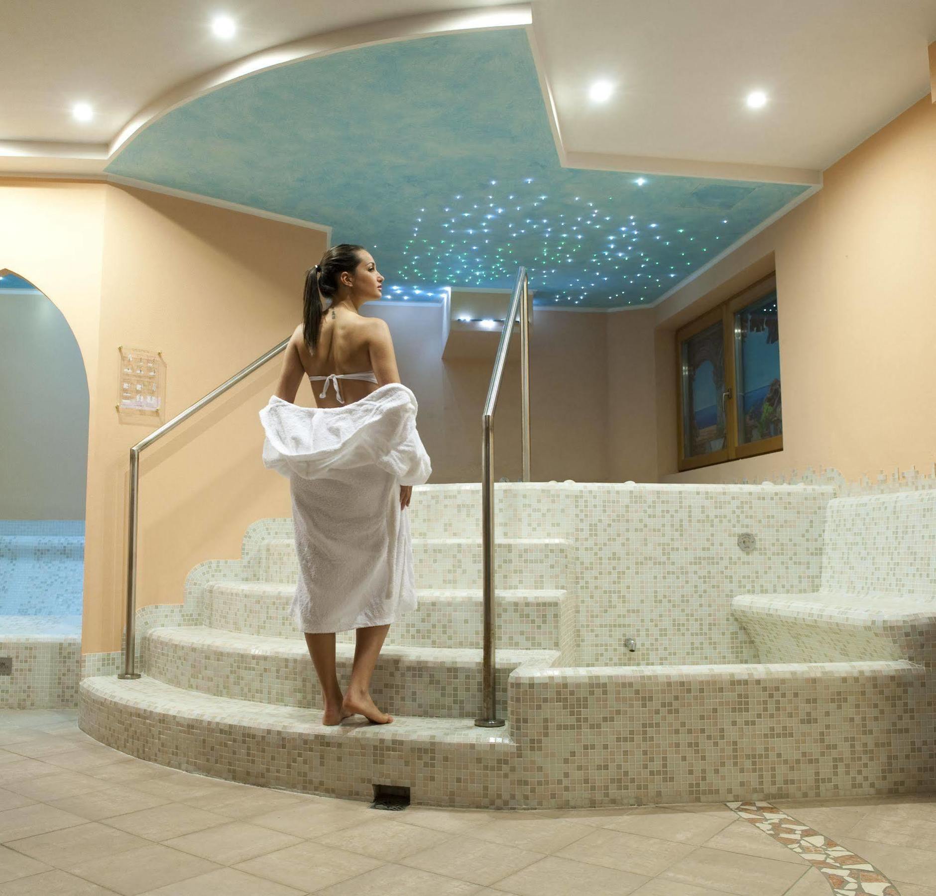 Hotel Garni La Vigna - Adult Friendly San Michele all'Adige Bagian luar foto