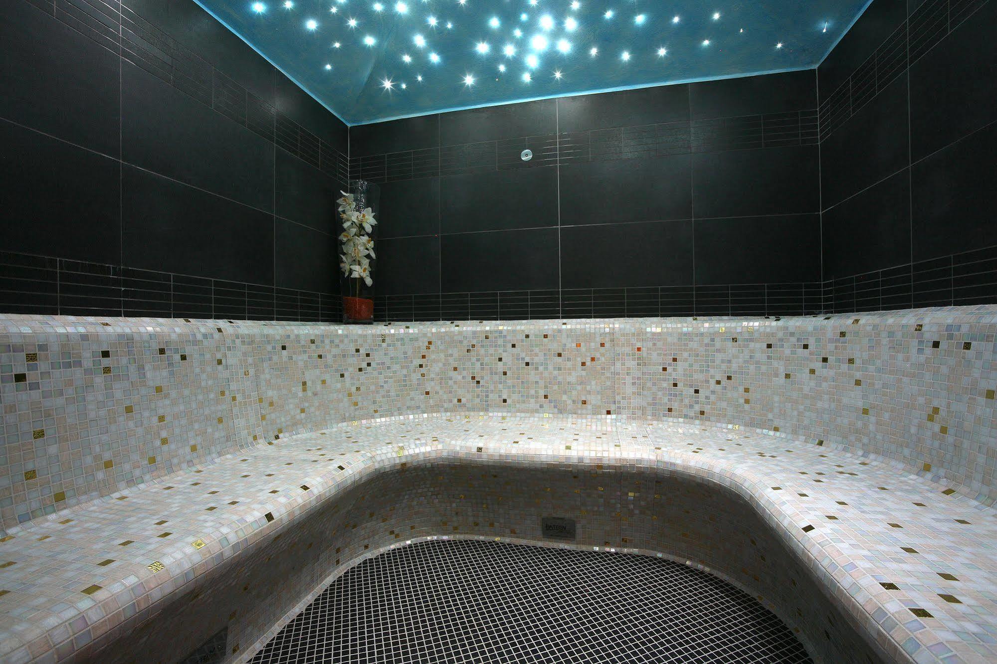 Hotel Garni La Vigna - Adult Friendly San Michele all'Adige Bagian luar foto